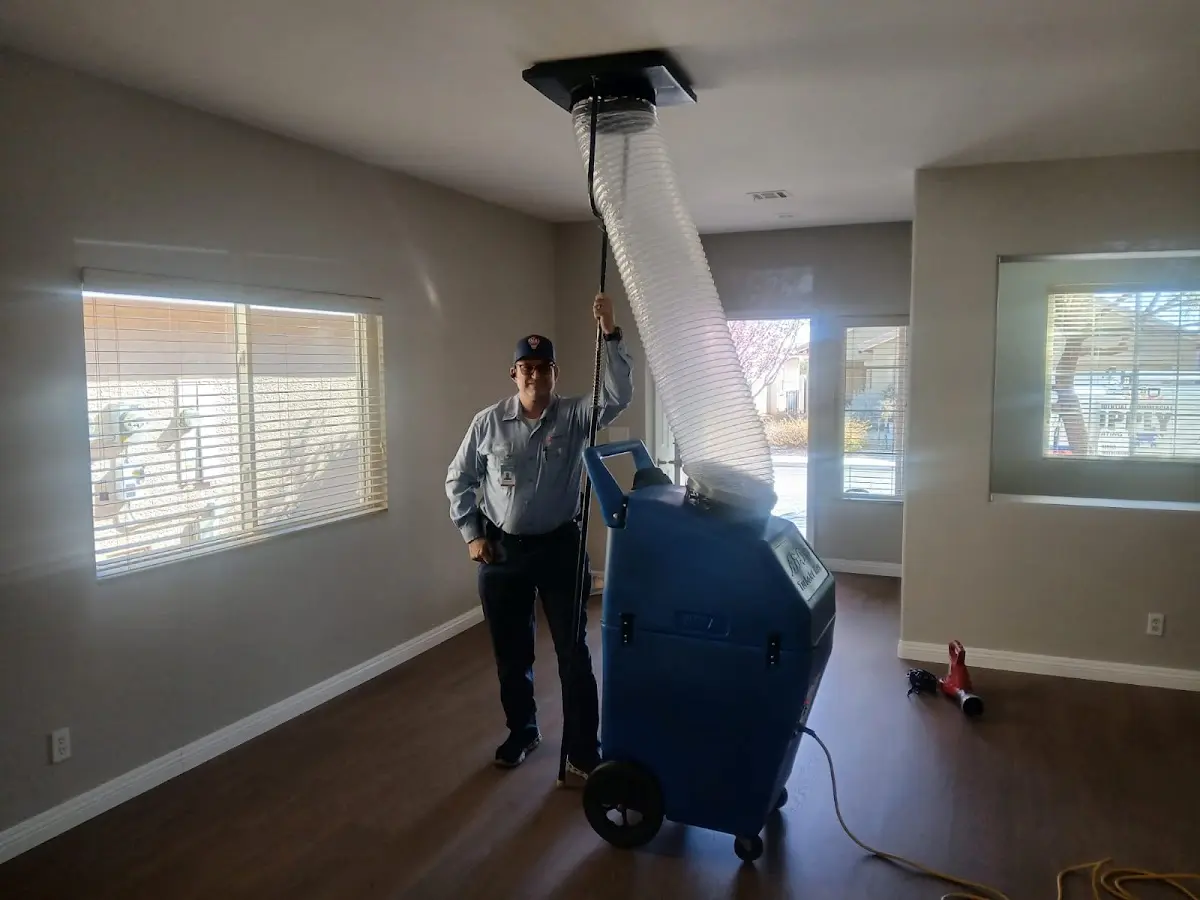 Professional Emergency HVAC Repair work inside a Great Neck home